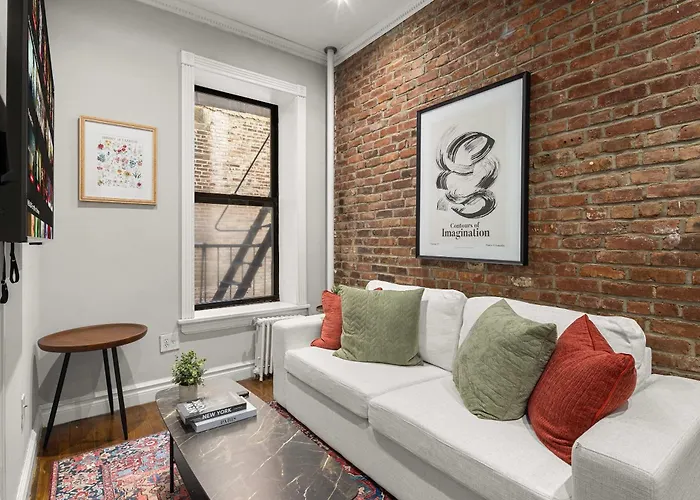 Eclectic Manhattan Apartment In Trendy Nolita